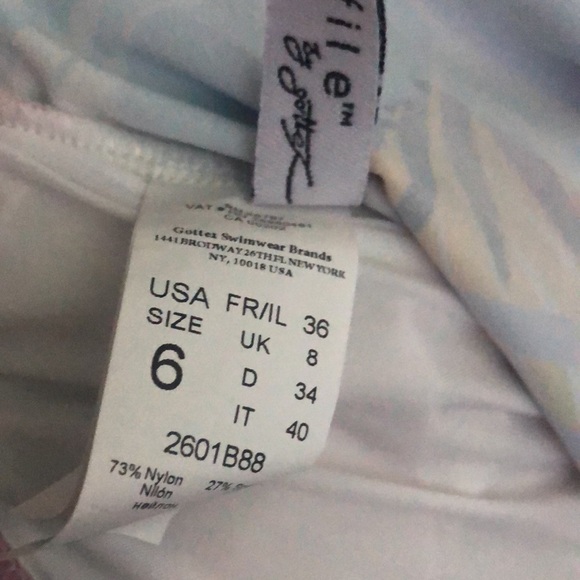 Gottex Women’s Splash V-Neck Halter Tankini Top - Picture 2 of 2